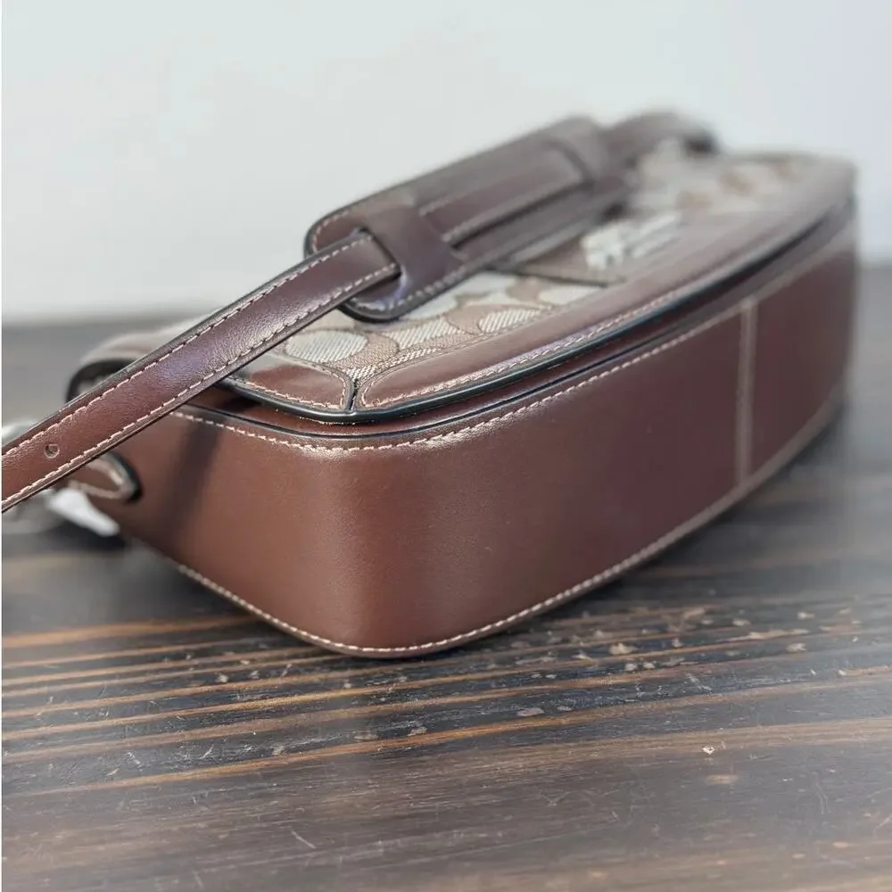 NWT Coach Andrea Shoulder bag‎ in Brown Signature Jacquard